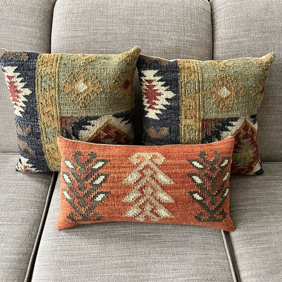 Kilim indoor throw pillows. - Picture 3 of 3